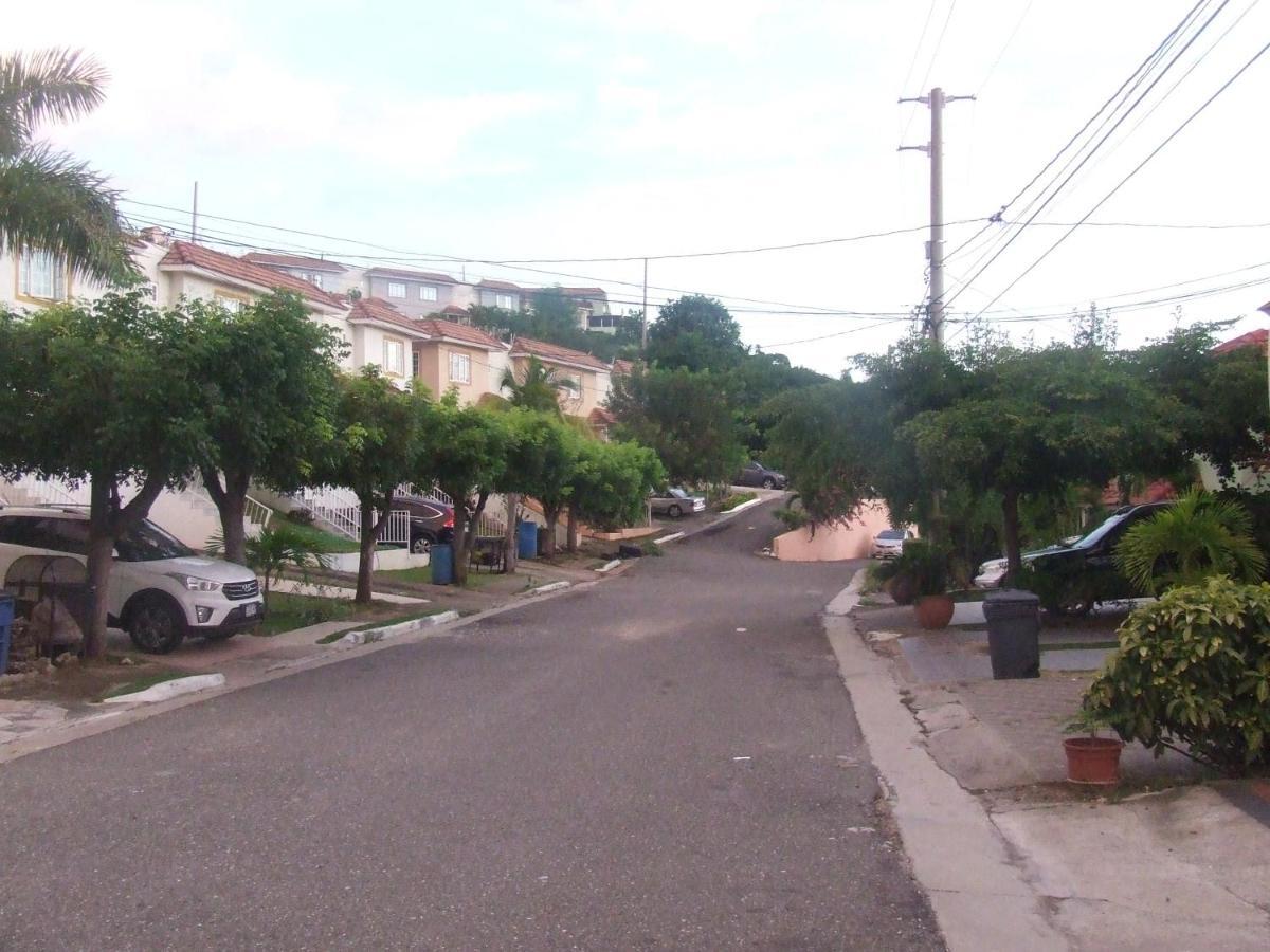 Vila Bella Vista Kingston Exteriér fotografie